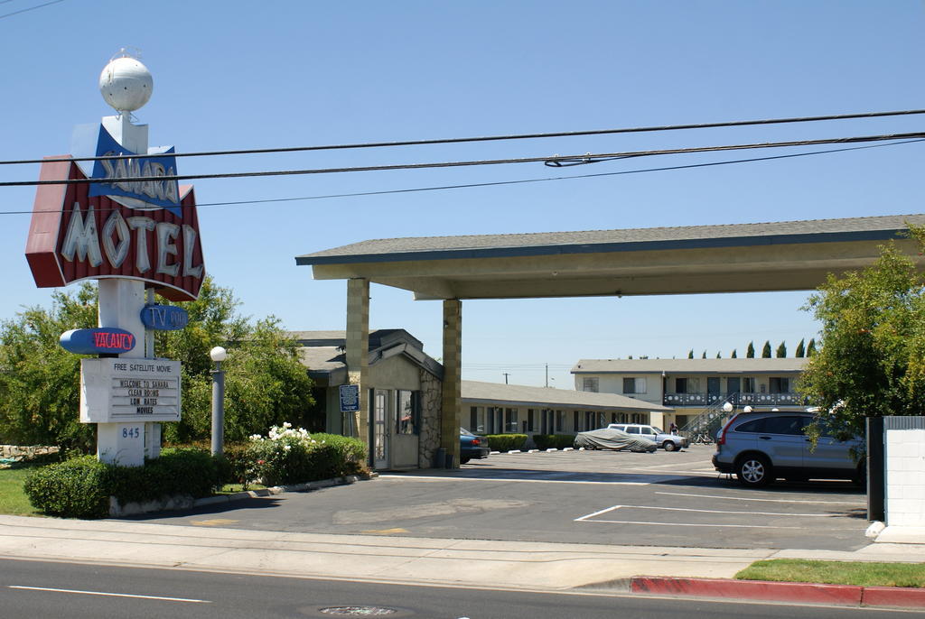Sahara Motel Anaheim Ngoại thất bức ảnh